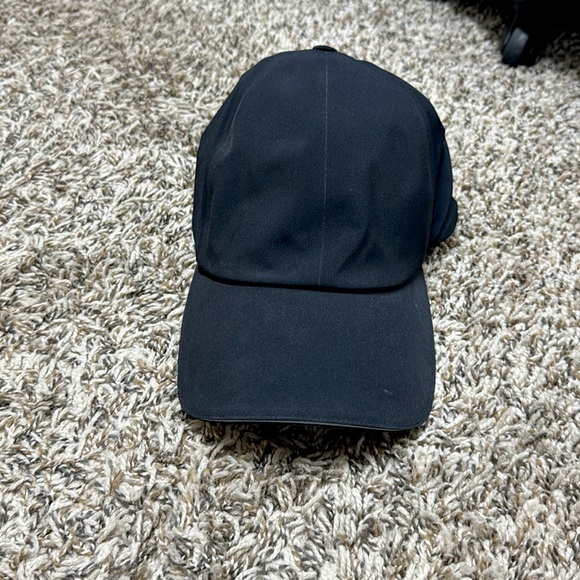 Lululemon women’s hat - Picture 2 of 4